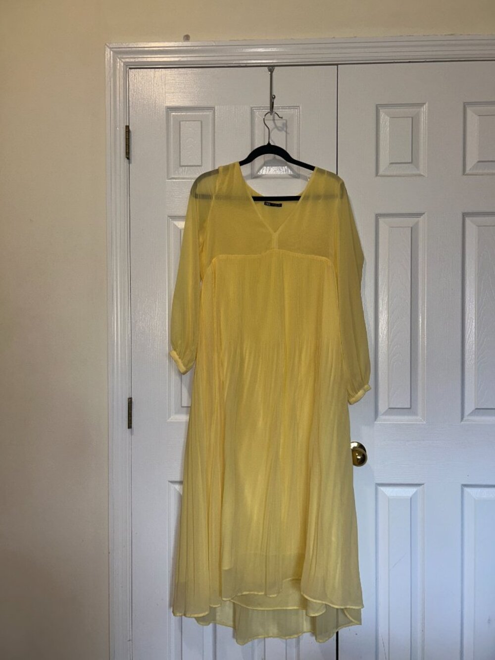 Butter Yellow Zara Dress - Picture 4 of 5